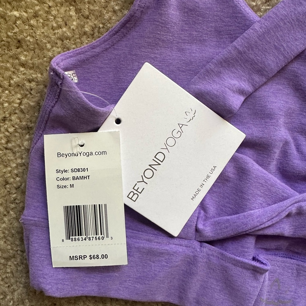 NWT Beyond Yoga Purple Cross-Back Sports Bra, size Medium - Picture 3 of 3